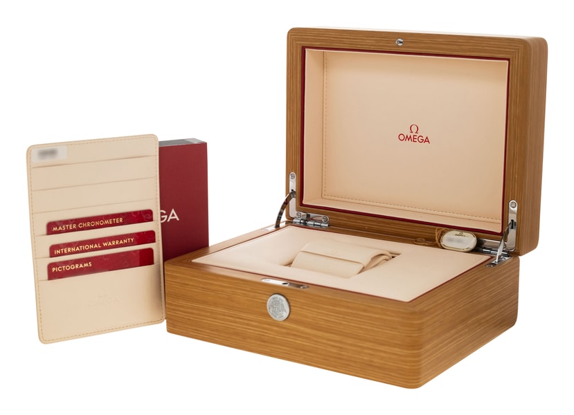 Omega Planet Ocean 215.30.44.21.03.001